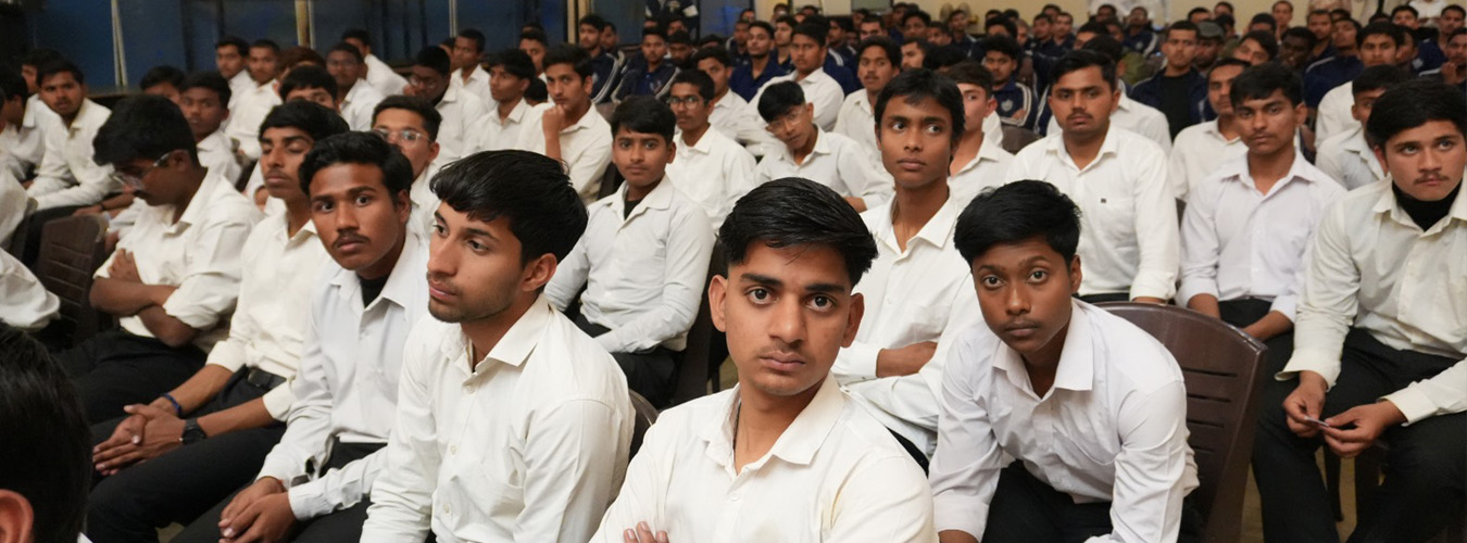 Chanakya College Class